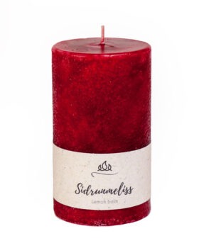 Scented candle Lemon balm  Our most sold fragrance!  A beautiful red color with pleasant and soothing aroma  of lemon balm.  Coloured through scented candle. Dark red.